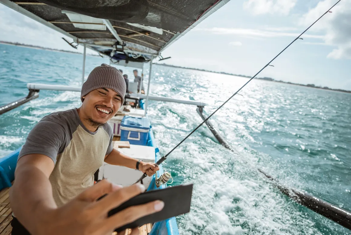 FISHING TOURS